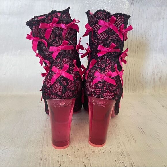 NIB Sugar Thrillz rubine portrait mode black and pink lace booties Sz 7 - Picture 8 of 8